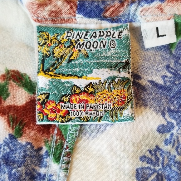 Pineapple Moon Hawaiian Dress - Picture 2 of 4